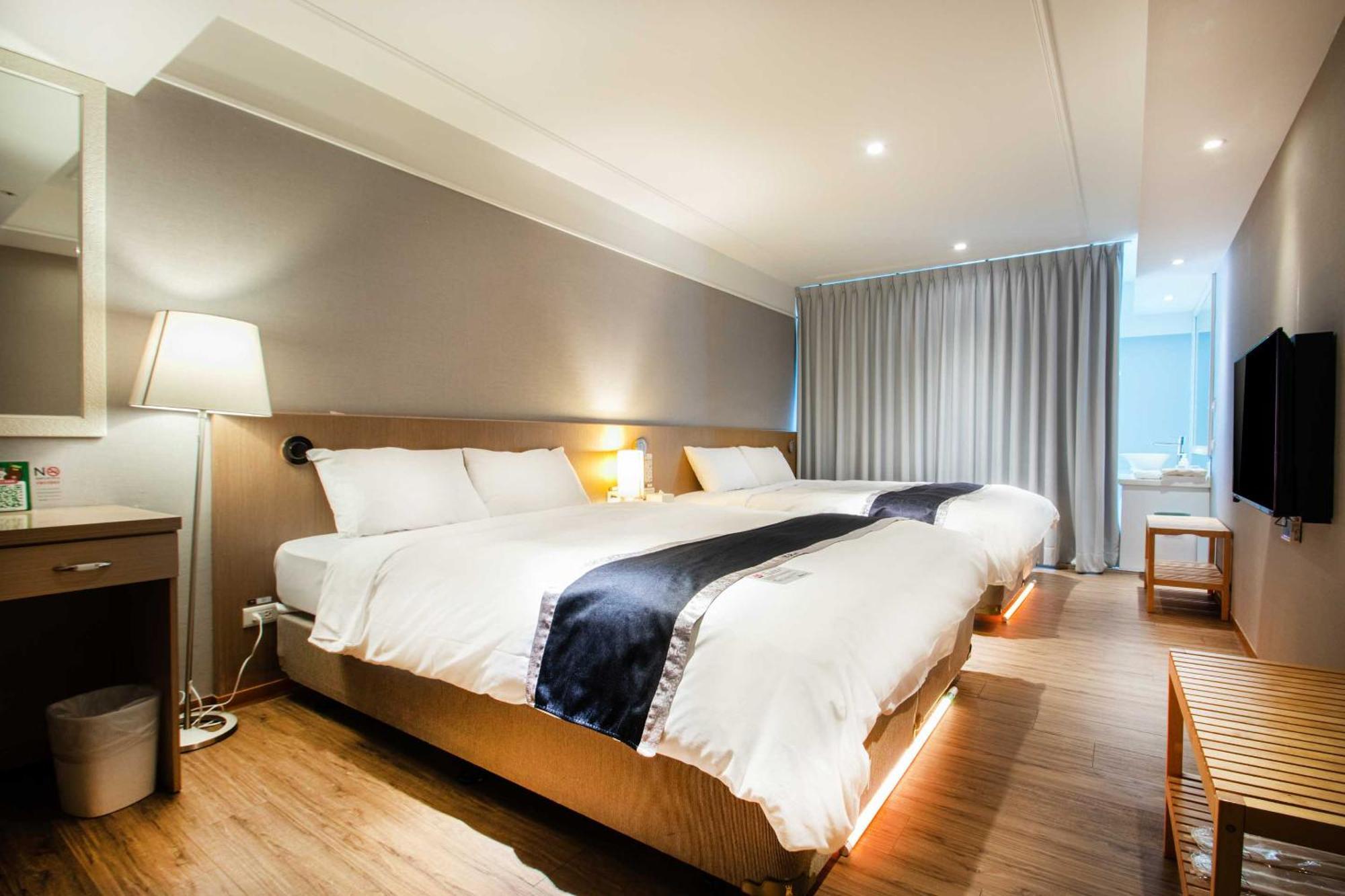 Stay Inn 2 Taipei Exterior photo